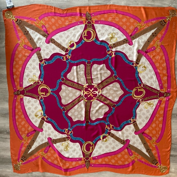 GUESS scarf with chain design orange pink - Picture 3 of 16